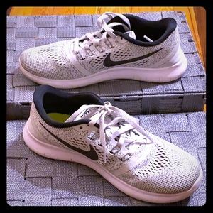 Nike Free RN Grey and Black running sneakers